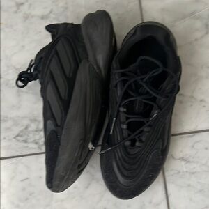 adidas Men's Black Sneakers
